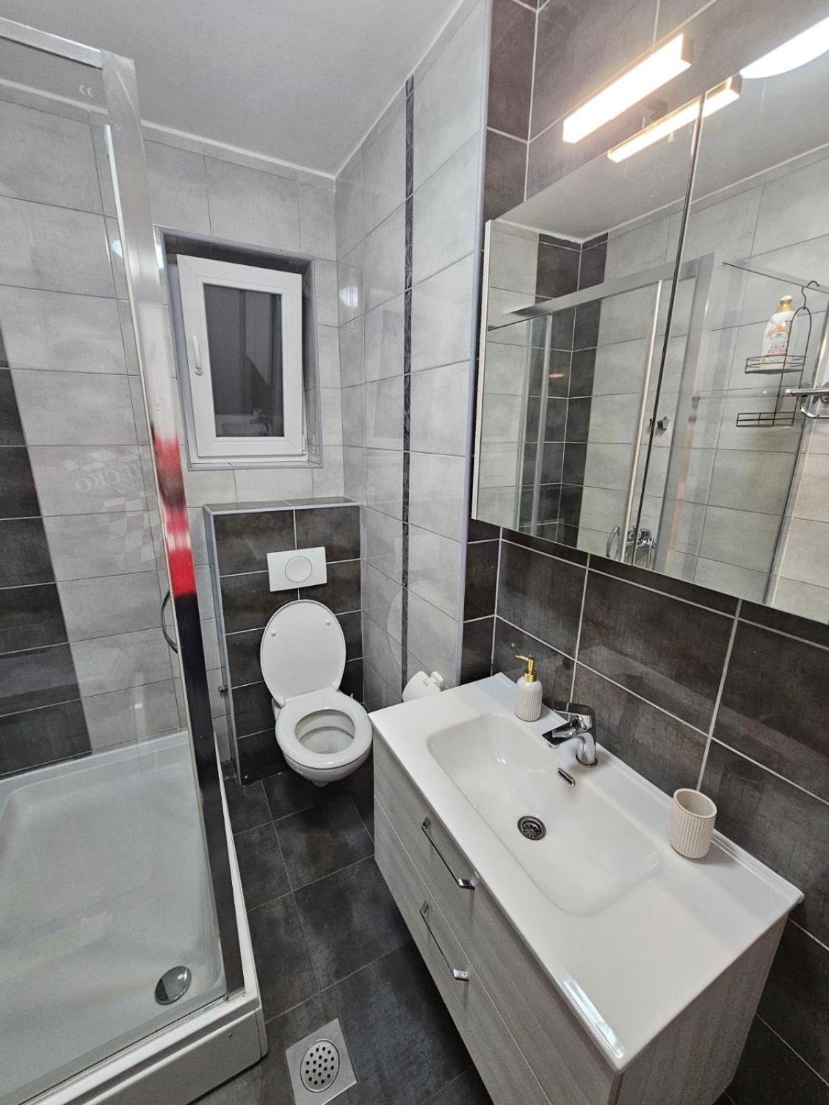 Apartman Lucija Kuca Za Odmor Vukovar Esterno foto