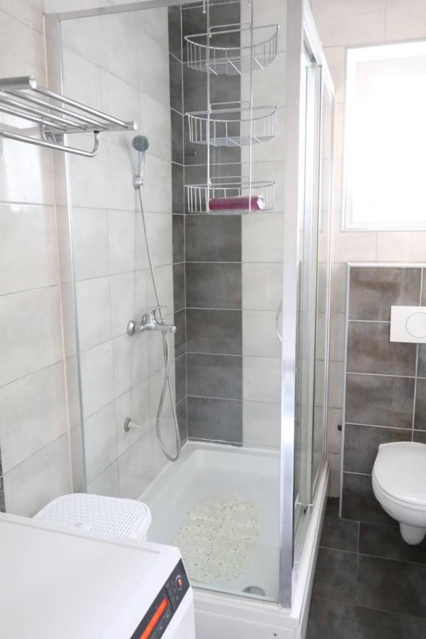Apartman Lucija Kuca Za Odmor Vukovar Esterno foto